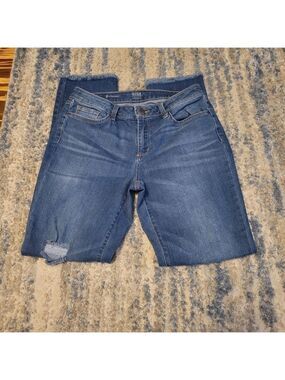 A.N.A Size 6, 16in at waist